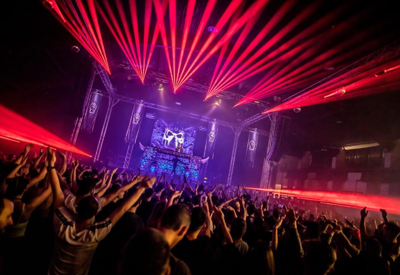 DEVASTATOR bez log-263